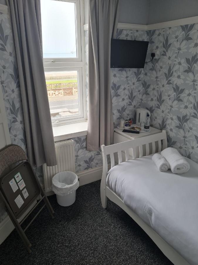 Queens Plaza Hotel Blackpool Exterior foto
