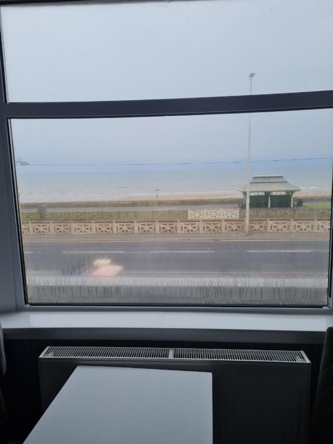 Queens Plaza Hotel Blackpool Exterior foto